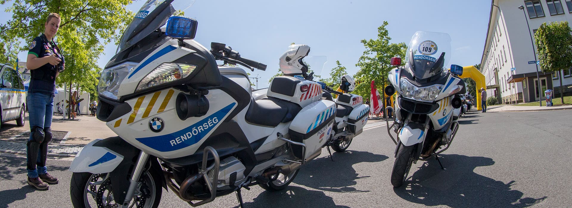 Sternfahrt Ankunft mit den Motorrädern